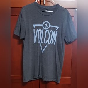 Volcom tshirt